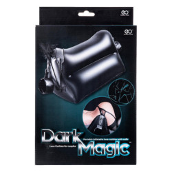 DARK MAGIC DRAAGBAAR OPBLAASBAAR KUSSEN